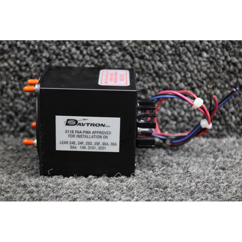 M811B (Use: 811B24A) Davtron Digital Clock, Outside Air Temp Indicator (14V)