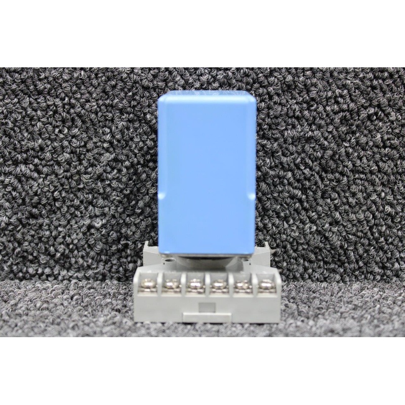 105 TD-R (Alt: 30221-85) Deltrol Controls Relay with Socket (Volts: 24) (Amps: 10)
