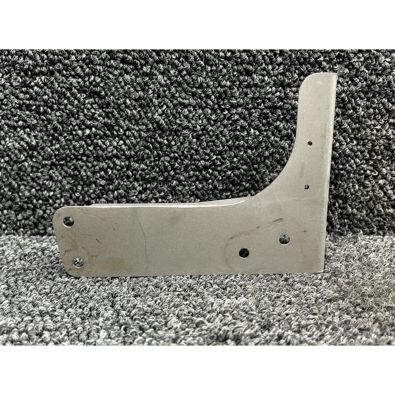 46P760001-001 Pratt & Whitney PT6A-42A Engine Control Support Bracket