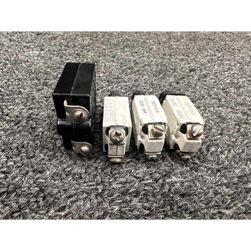 7277-2-3, 7274-2-3 Wood Electric, Klixon Push Breaker (Amps: 2-5) (Set of 4)