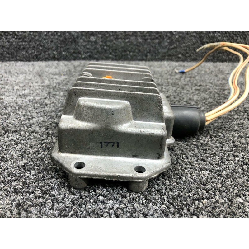9000591 Cessna 401 Delco-Remy Voltage Regulator (Volts: 24)