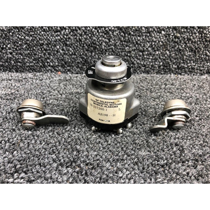 10-357200-1 Piper PA24-250 Teledyne Ignition Switch Set W/ Door Locks & Key