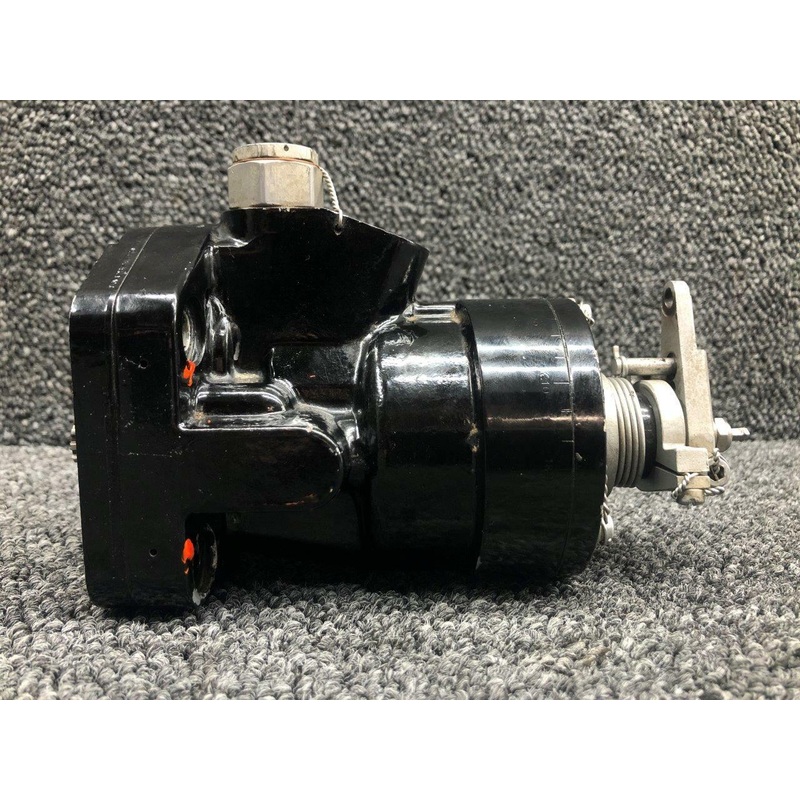 210305E Lycoming O-360-A1A Woodward Propeller Governor (PROP STRUCK)