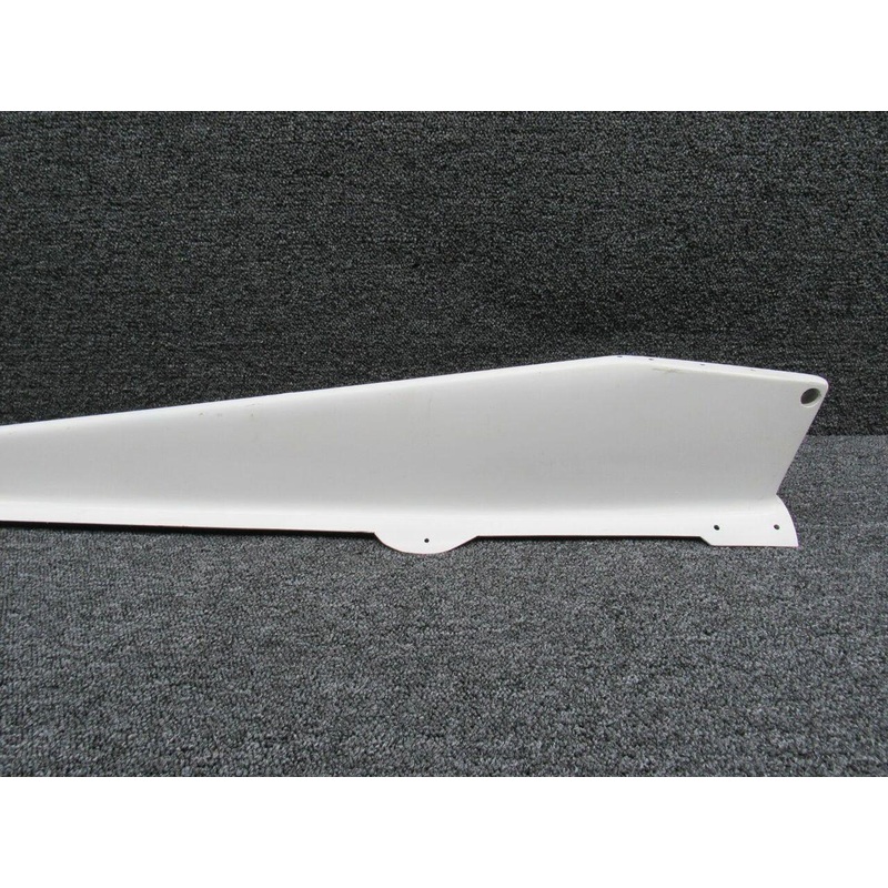 22-5300-40-00 Diamond DA20-C1 Fin Assembly Lower (M22)