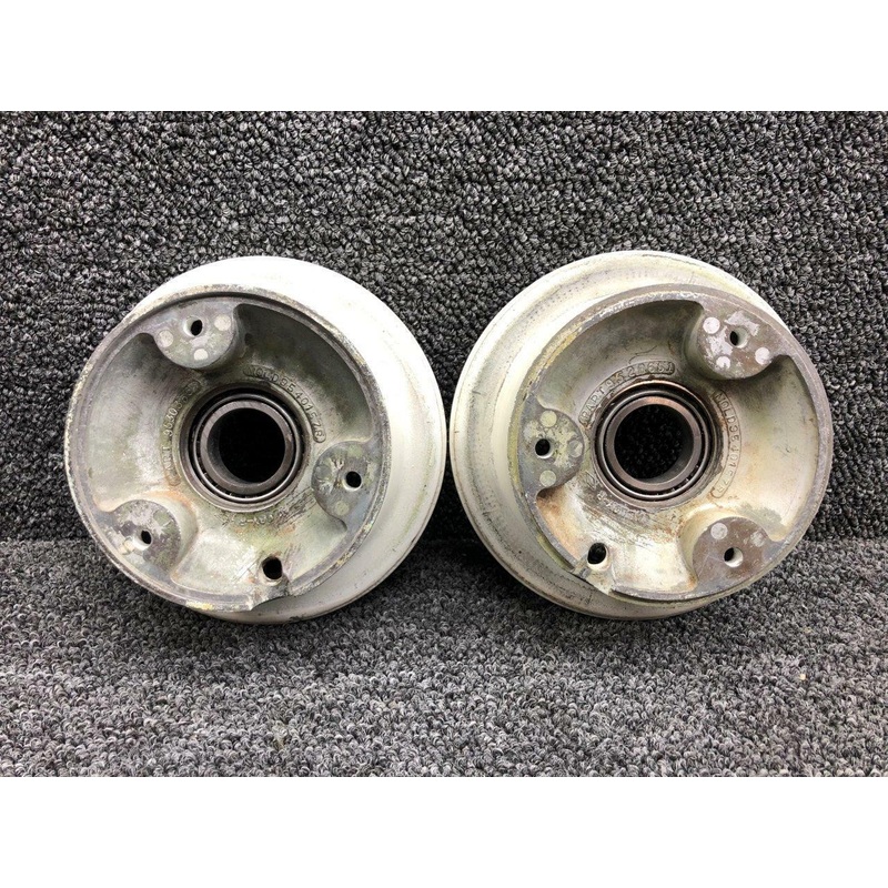 9520653 Goodyear 5.00-5 Nose Wheel Assembly