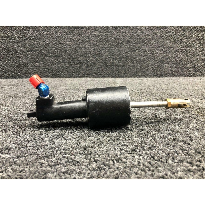 A-049-4 Beechcraft 23 Gerdes Master Brake Cylinder Assembly