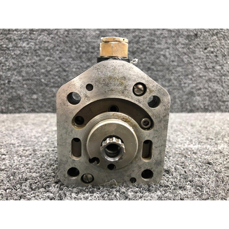 B210105 Continental O-470-L Woodward Propeller Governor