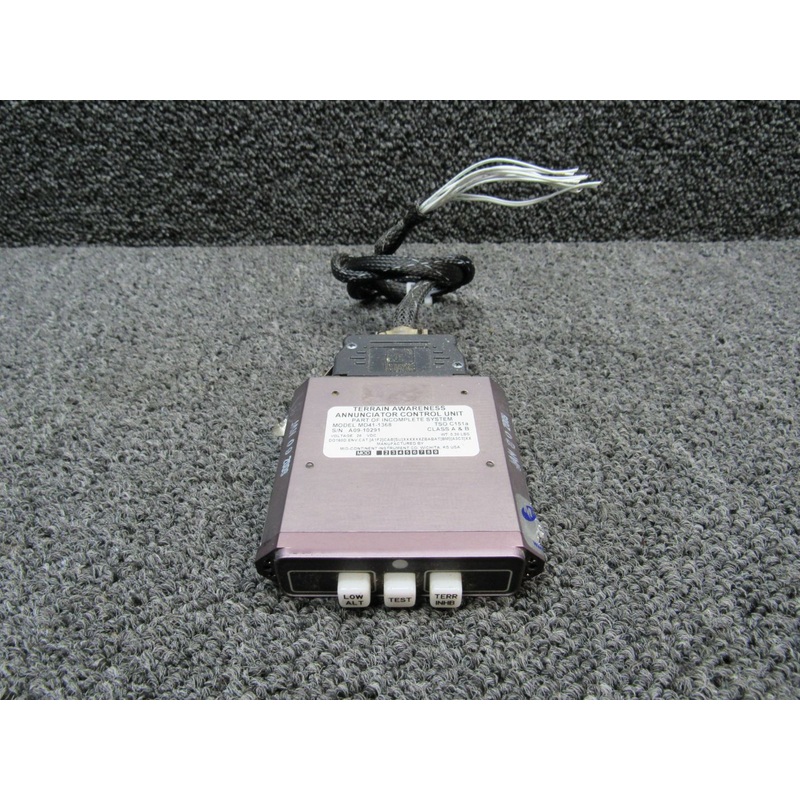 MD41-1368 Mid-Continent Terrain Awareness Annunciator Control Unit (Volts: 28)
