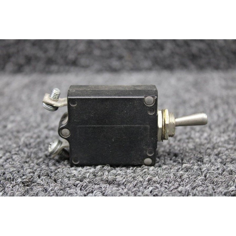 W31-X2M1G-30 Potter and Brumfield Toggle Breaker Switch (Amps: 30) (SA)
