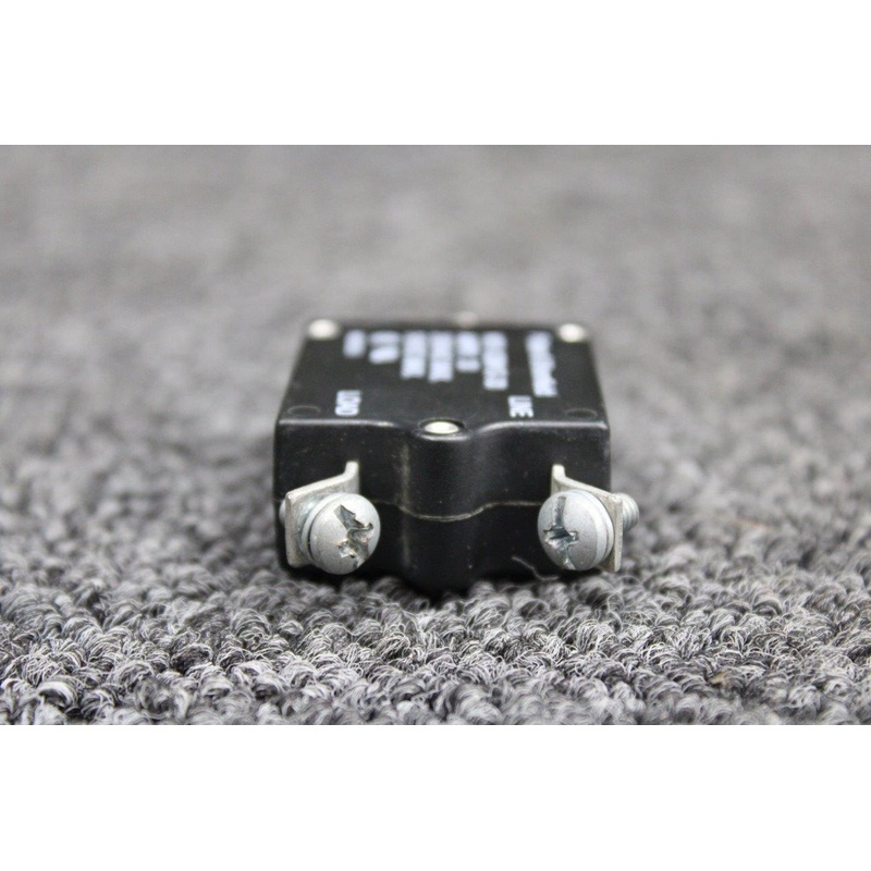 W31-X2M1G-30 Potter & Brumfield Circuit Breaker Toggle Switch (50/250V) (30A)