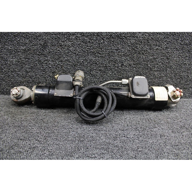 106-51-3 GAMD Hydraulic Jack Actuator Right Hand