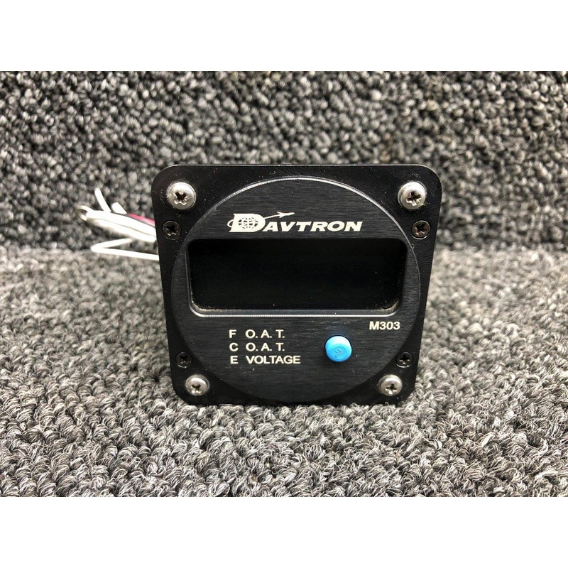 303 Davtron Outside Air Temperature Indicator W/ Probe