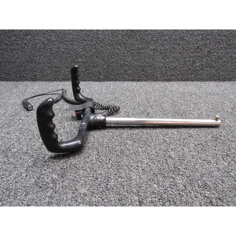 35632 / 35621  Aero Commander 100-180 Control Yoke (L: 11-15/16, D: 3/4)