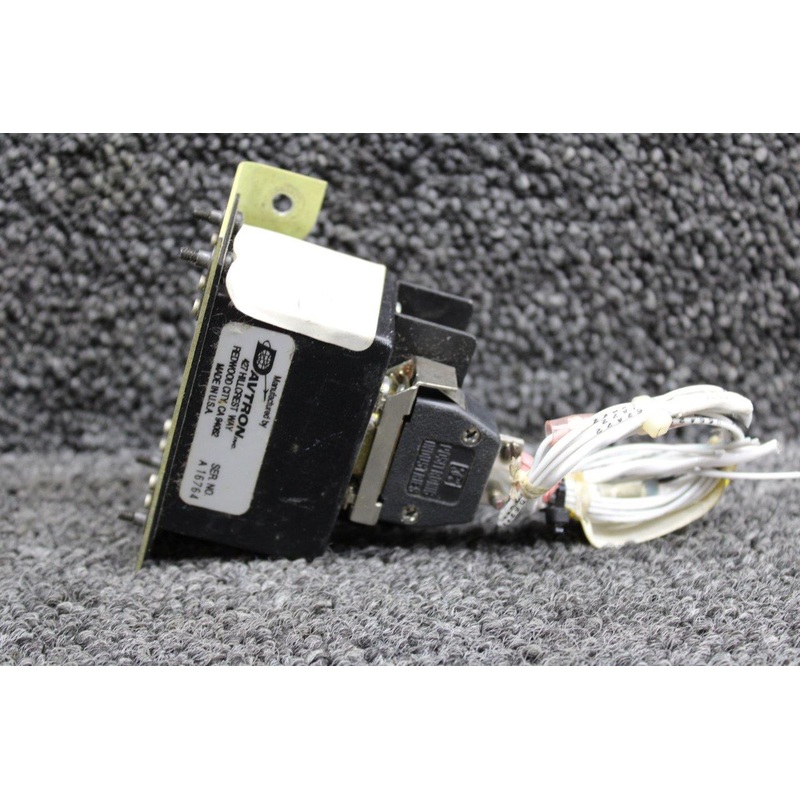 101-384199-3 Davtron Outside Air Temperature Processor with Bracket