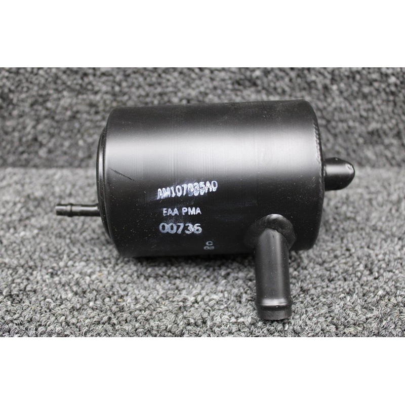 AM107835AO (Alt: C165001-0201) Donaldson Oil Separator w 8130-3 (New Old Stock)