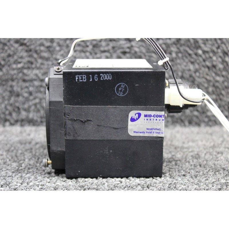 MD182-1 (ALT: S3374-1) Mid-Continent Manifold Press. / Fuel Flow Indicator (28V)