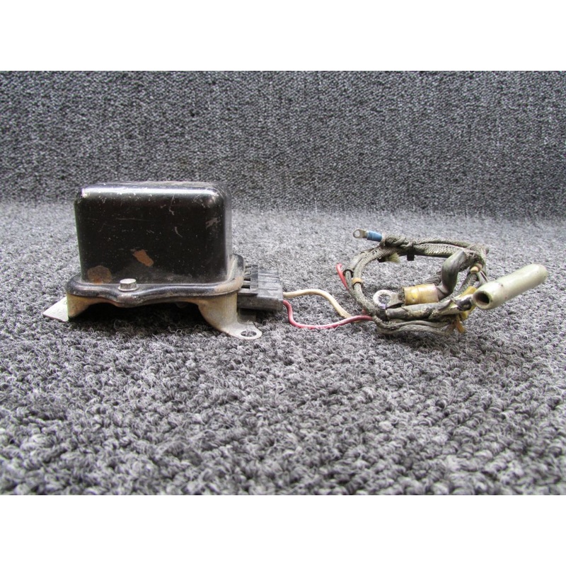 1119519 Delco-Remy Voltage Regulator (Volts: 12)