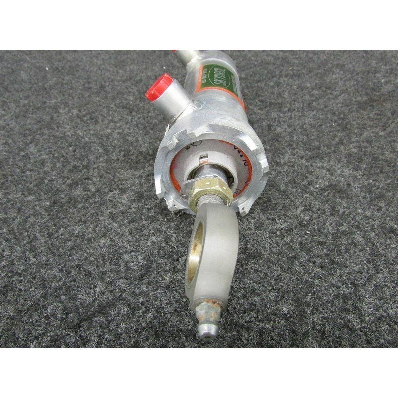 3597339-5506 Douglas Skydrol Cylinder Assembly (SA)