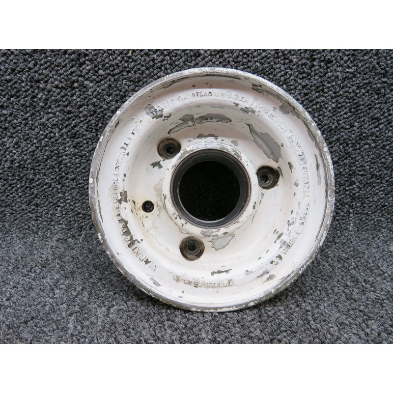 9532669 (USE: 9532926) Goodyear 5.00-5 Nose Wheel Assembly