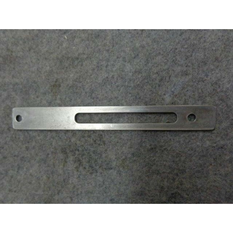 22-5600-00-08 Diamond DA20-C1 Strike Plate RH