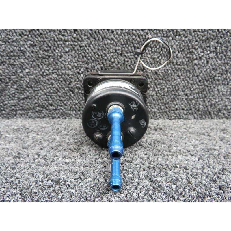 96-384061-1 (MPN: 27B432-1) Beech 58P Aircraft Inst De-Icing Pressure Indicator