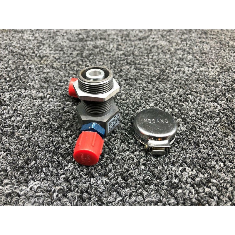 170089-00 Cessna 421B BE Aerospace Oxygen Outlet Assembly W/ Lid