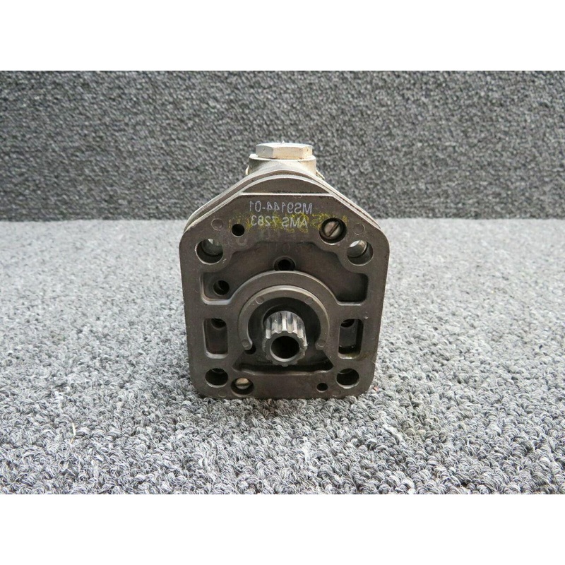2002163T Cessna 210L Woodward Propeller Governor