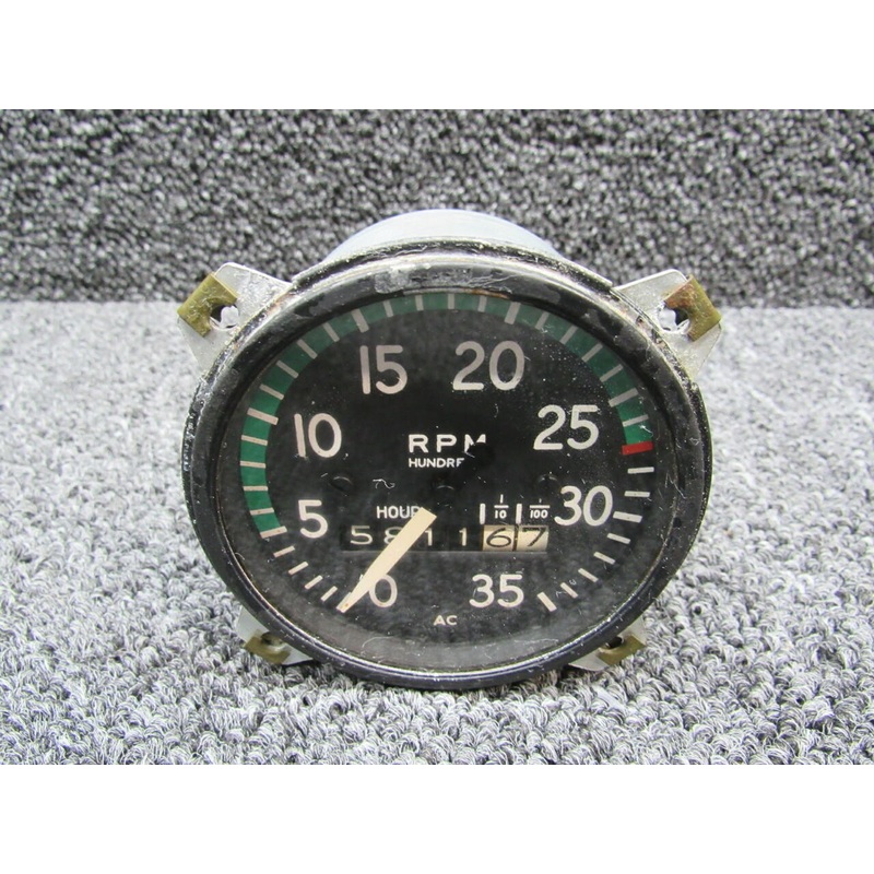 2566 AC Recording Tachometer Indicator (Hours: 5811.67)