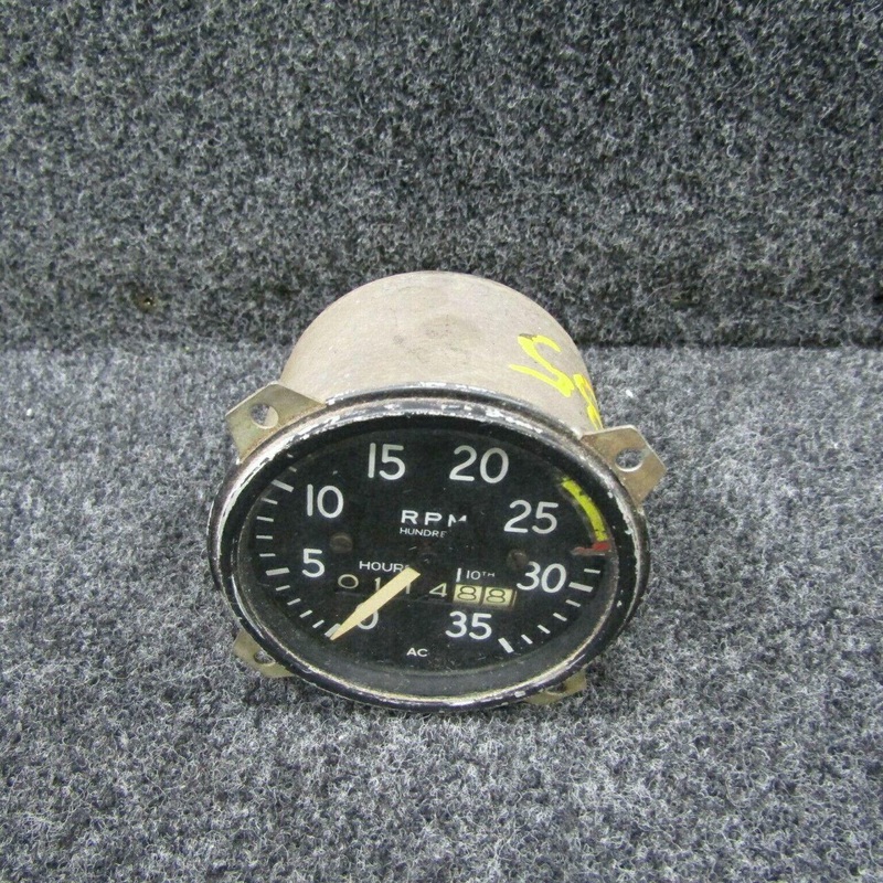 AC Tachometer Indicator (Hours: 114.88)