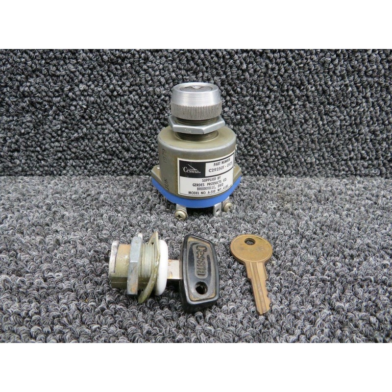 C292501-0105 (M/N: A-510) Cessna A185F Gerdes Ignition Switch W/ Lock and Keys