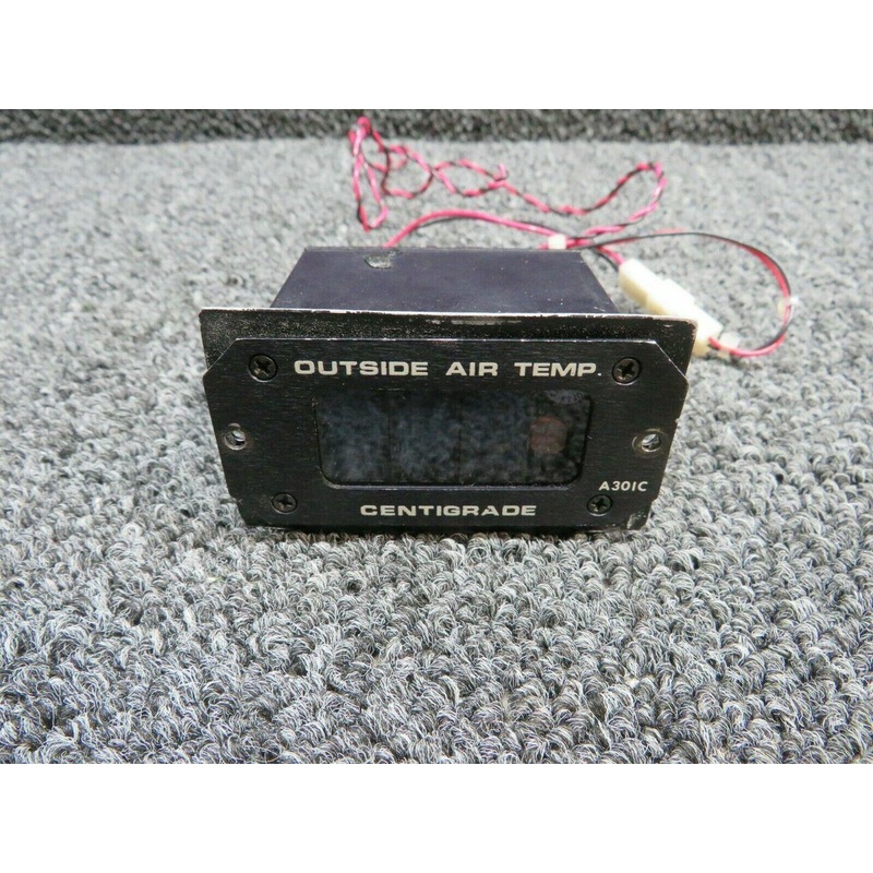 301 Davtron Outside Air Temperature Indicator