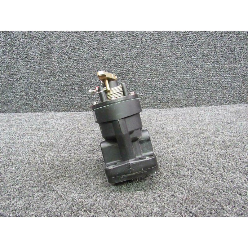 A210512 Lycoming IO-360-C1D6 Woodward Propeller Governor (Prop Struck)