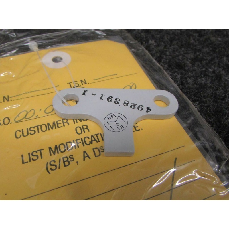 4928391-1 Douglas DC-9 Retainer (Overhauled with Serviceable Tag) (SA)