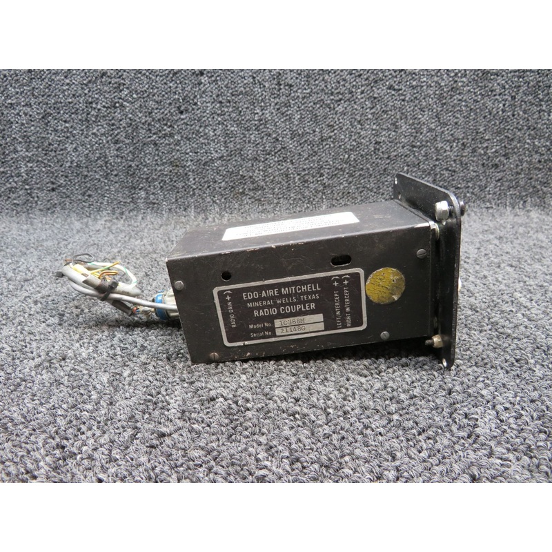 1C388M Edo-Aire Mitchell Radio Coupler with Face Plate (Volts: 28, Core)