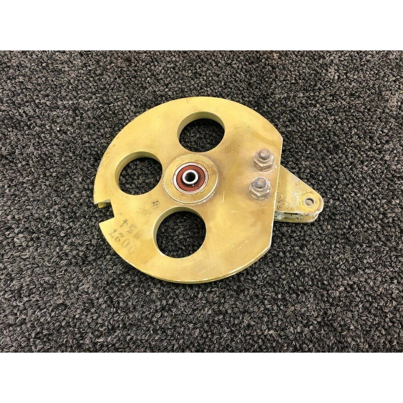 3510027 Aero Commander 680FL Flap Pulley / Bellcrank Inbd RH