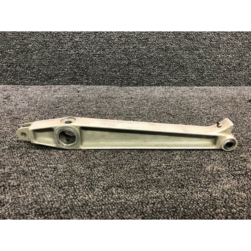 ES10107 Aero Commander 680FL Link Upper Nose Gear Retract