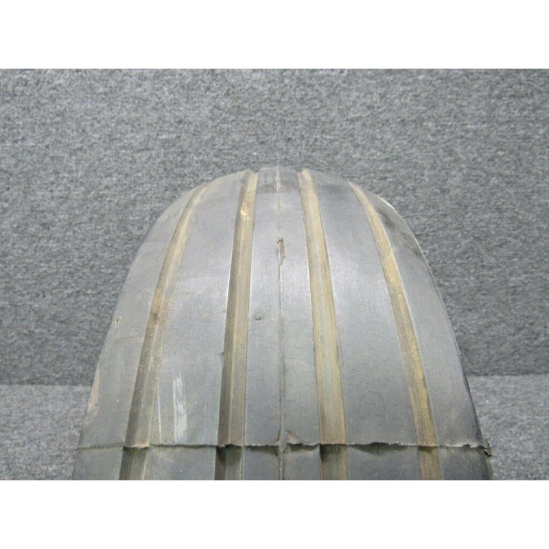 Goodyear Flight Custom II Tire 6.50-8 / 6-Ply P/N 658C66-2 (New Old Stock)(WV)
