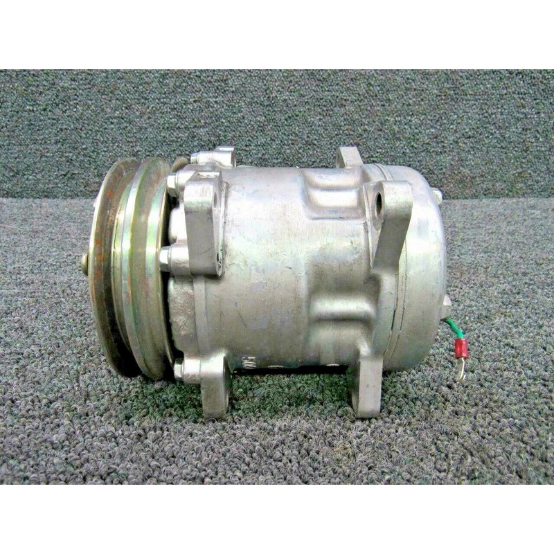 SD-505 (M/N: S9077) Lycoming TIO-540-AE2A Sanden Compressor Air Conditioning 28V
