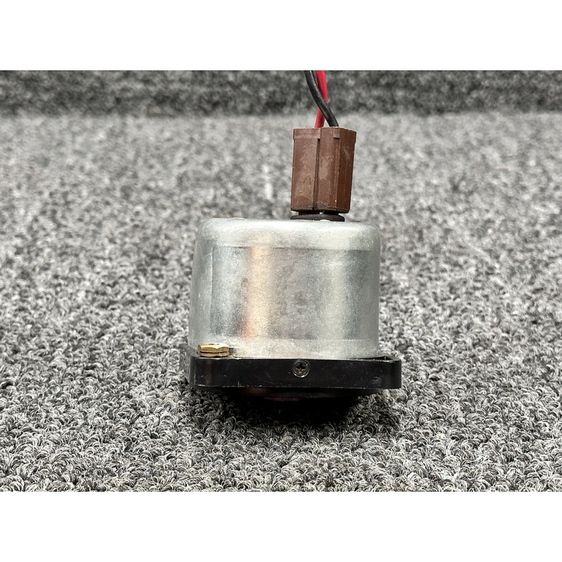 548-868 Quartz Electric Clock Indicator (Missing Knob, 12V)