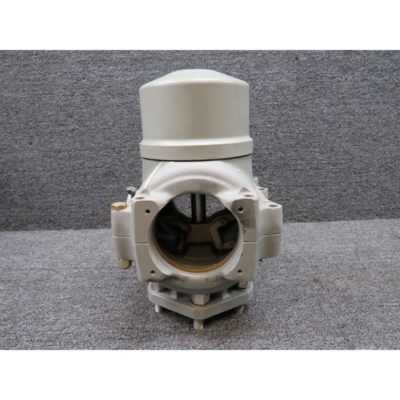 CH683 (Alt: P7766) Hartzell 2-Blade Propeller Hub Assembly (Worn)