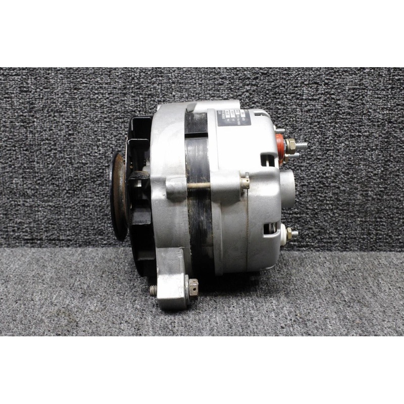 DOFF10300JR Lycoming O-360-A1F6 Hartzell Alternator (15V, 60A) (Corrosion)