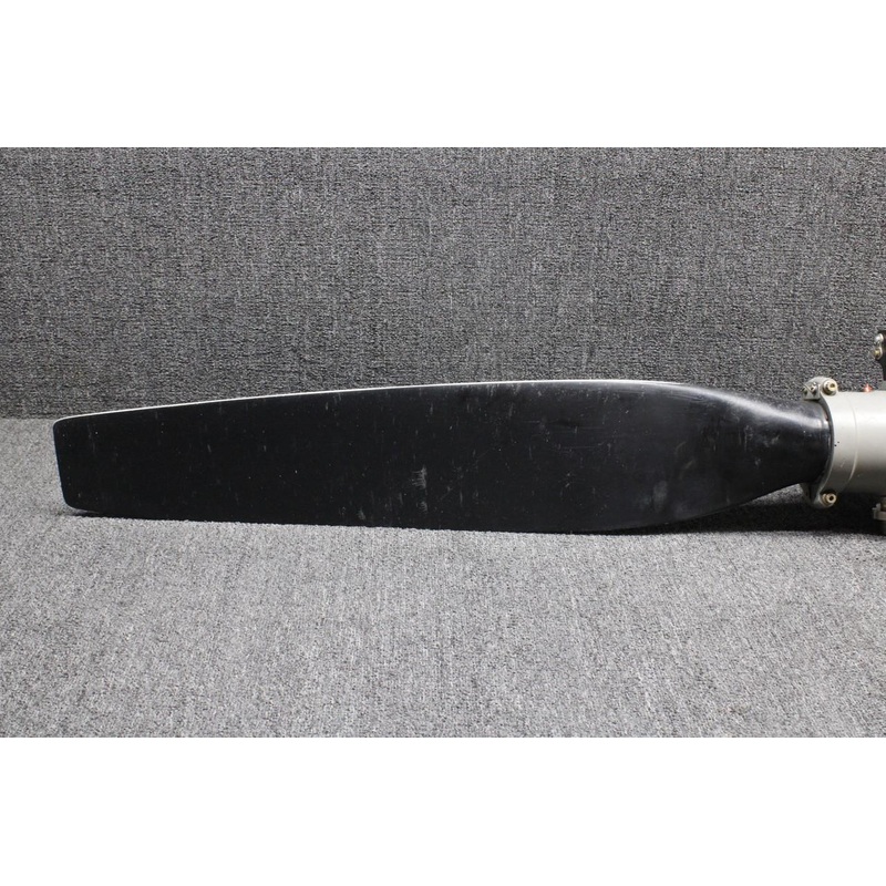 HC-A2VK-2, H1297 Hartzell Two Blade Propeller Assembly RH with Logs (L: 74.25)