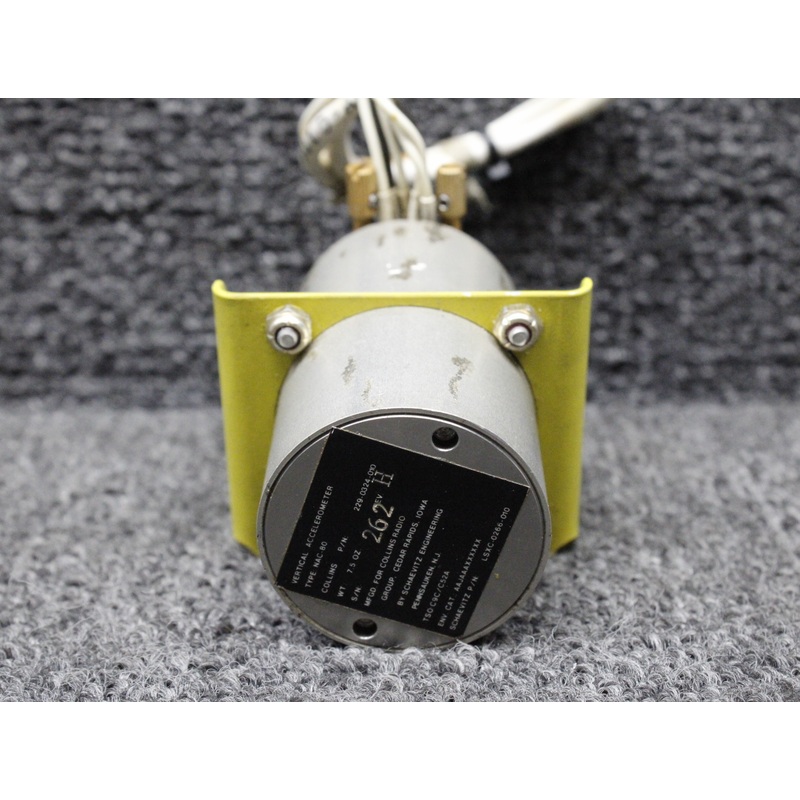 LSXC-0266-010 (Alt: 229-0324-010) Schaevitz NAC-80 Vert. Accelerometer w Mount