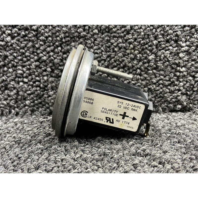 85006 Quartz Hour Meter Indicator (Volts: 12-24) (Hours: 4821.00)