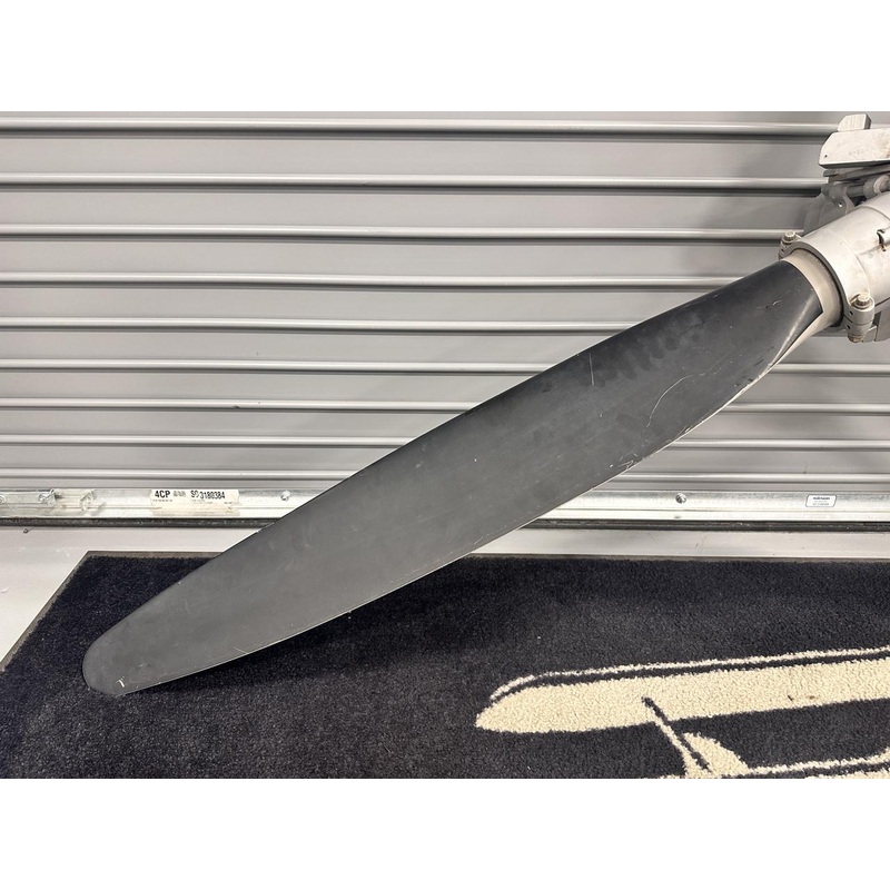 Cessna 411 Hartzell 3-Blade Propeller Assembly (Not for Flight, Core)