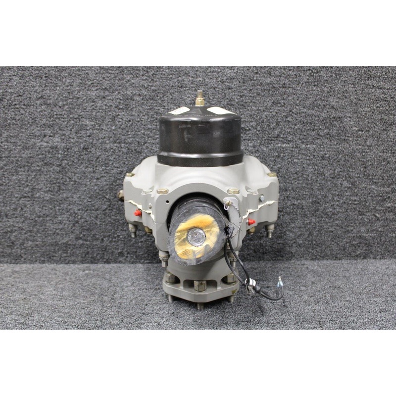 HC-13Y1R-1N Hartzell 3 Blade Propeller Hub (No Logs) (Prop Struck, Core)