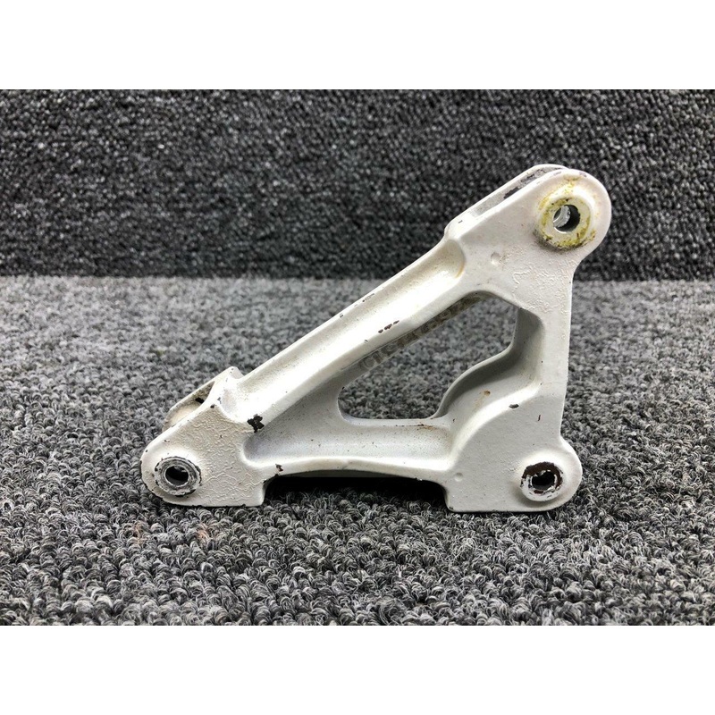 269A7519 Hughes 269C Mixer Bellcrank