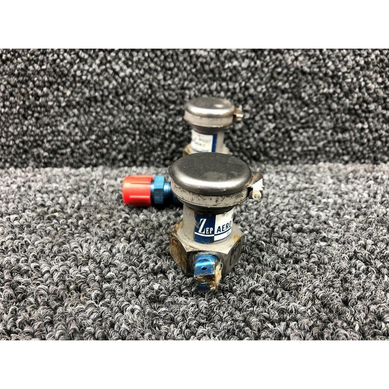 Z651 (USE: 18300008) Cessna 320A Zep Aero Oxygen Outlet Set of 2 W/ Lids