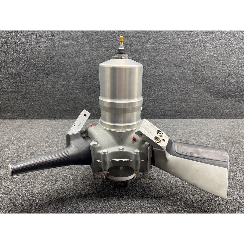 EHC-G3YF-2UF Hartzell 3-Blade Propeller Hub Assy RH w Logs (Prop Struck, Core)