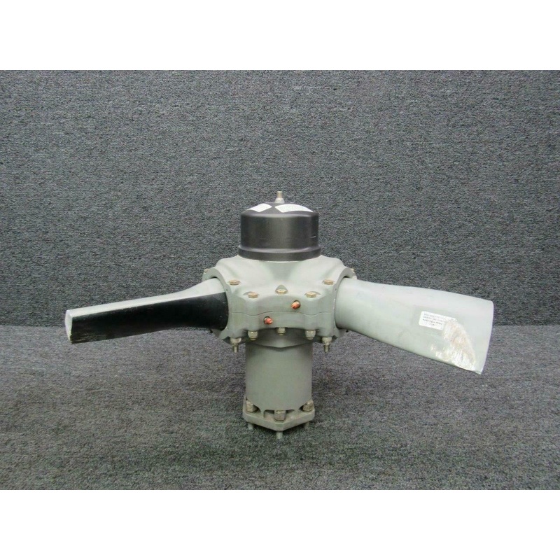 HC-E3YR-1RF / F7673DR Piper PA32RT Hartzell 3-Blade Propeller Hub w/ Logs & STC
